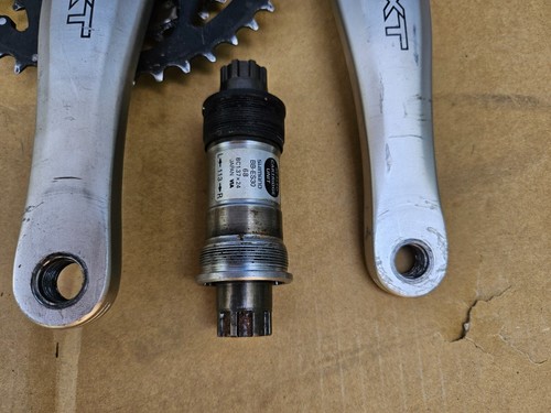 Shimano Deore XT 175mm Triple Crankset Octalink 9sp FC-M752 44/32/22 + BB-ES30 - Picture 3 of 14