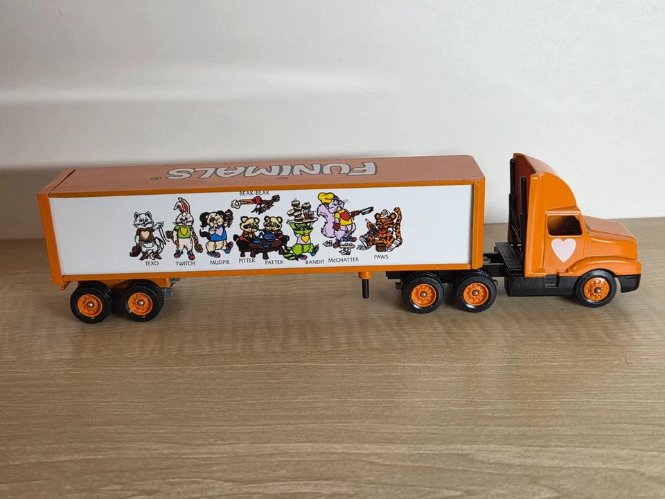 Winross Funimals Semitruck Diecast Model Car from 1993 in original box - Image 4 of 4
