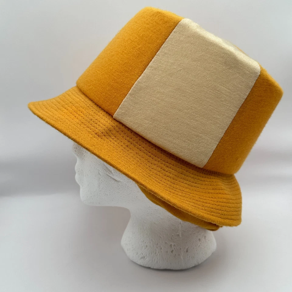 Sombrero de cubo rígido Happy Cappers de colección lana bloque de color molinete amarillo mostaza Foto 3 de 4