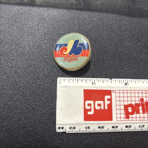 Vintage Montreal Expos Lapel Pin NOS Rare Metal MLB Pinback - Picture 1 of 3