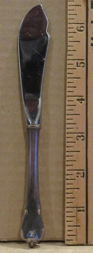 Master Butter Knife - WALLACE STERLING - Grand Colonial - 1.6 oz. - no monogram