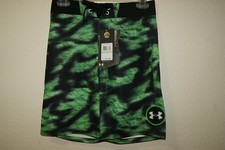 New NWT Boys Under Armour Hydro Storm Water Resistant Shorts 26 Back to School