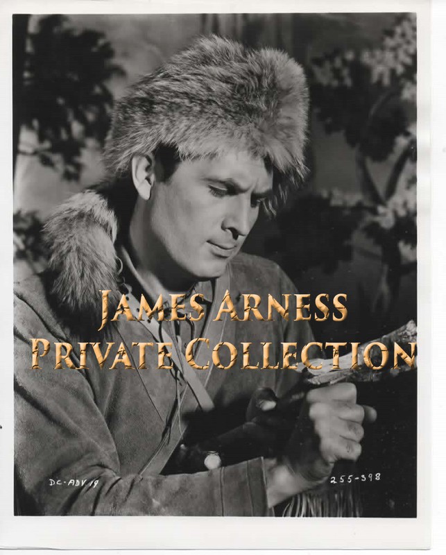 James Arness Gunsmoke Marshal Dillon Fess Parker Davy Crockett Photo #60