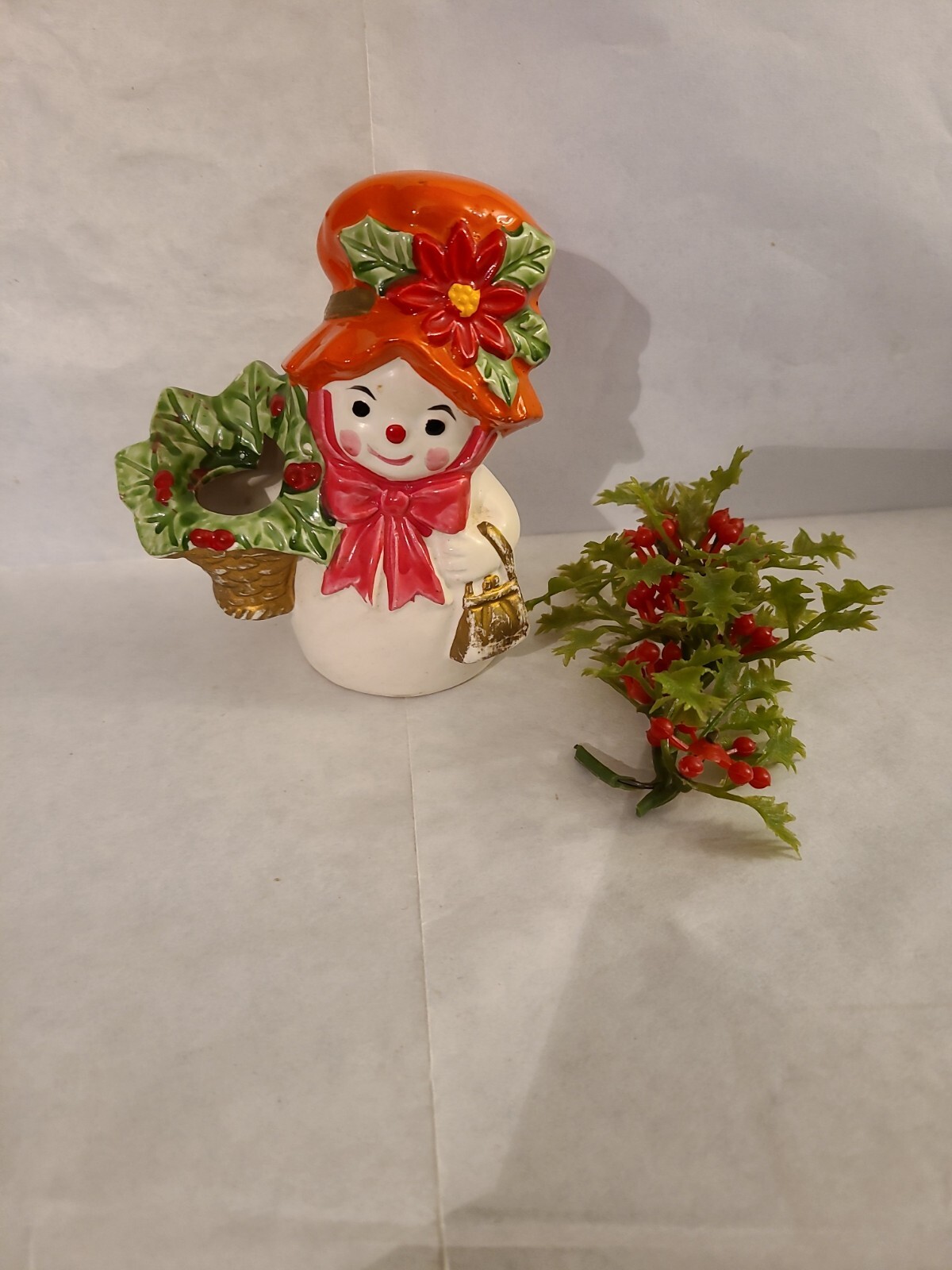 SMALL WHITE MCM CHRISTMAS ORNAMENTS SMALL WHITE MCM CHRISTMAS ORNAMENTS