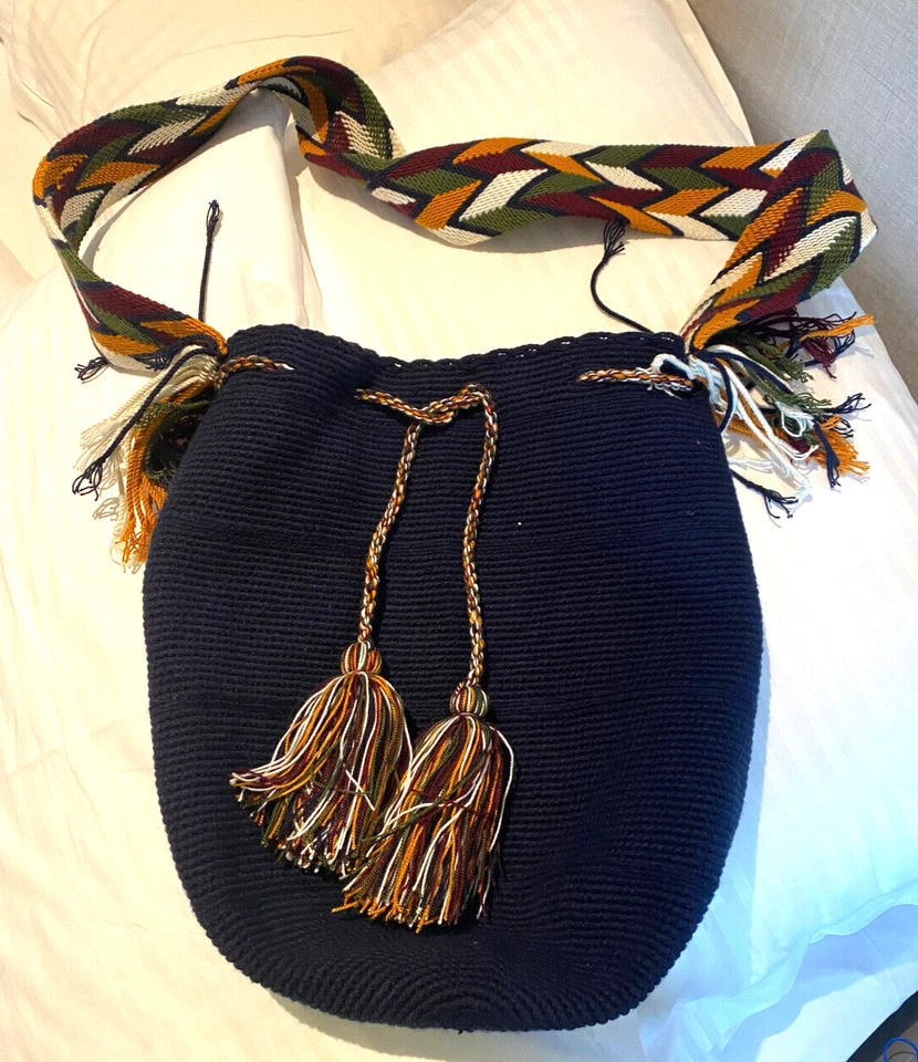 Bolso Wayuu Mochila Bucket Boho Colombia Rioacha Azul Marino Blanco Gris Real Nuevo AA Foto 3 de 4