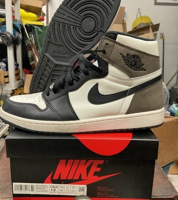 2020 Size 12 Nike Air Jordan 1 Retro OG High Dark Mocha 555088-105 Used Brown