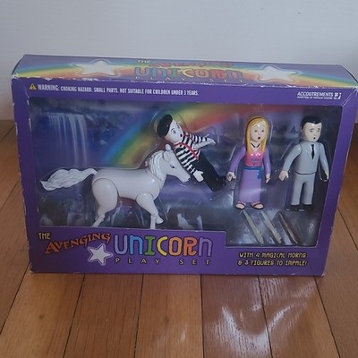 Vintage 2005 Avenging Unicorn Play Set with Figures & Magical Horns 