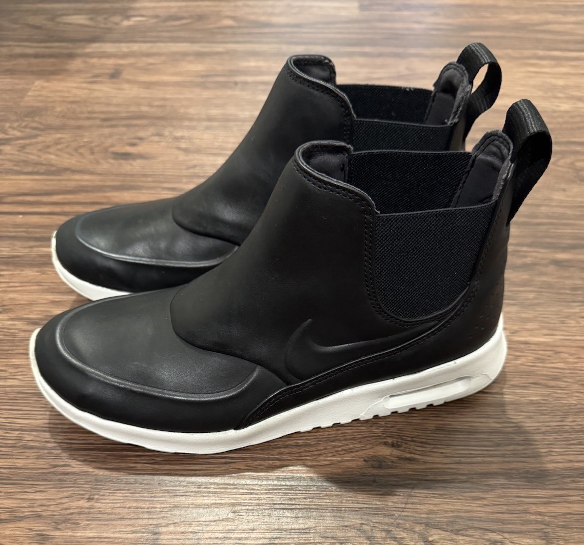 Nike Air Max Thea Mid Womens Size 8.5 Black White Boots New No Box