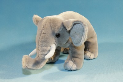 ELEFANT Plüschtier ca. 25cm Stofftier Plüsch-Kuscheltier SEMO ** NEU 