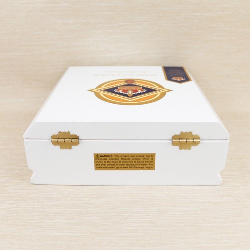 Diamond Crown Toro No. 3 Empty Wood Cigar Box 7.5" x 7.5" x 3" - Picture 7 of 12