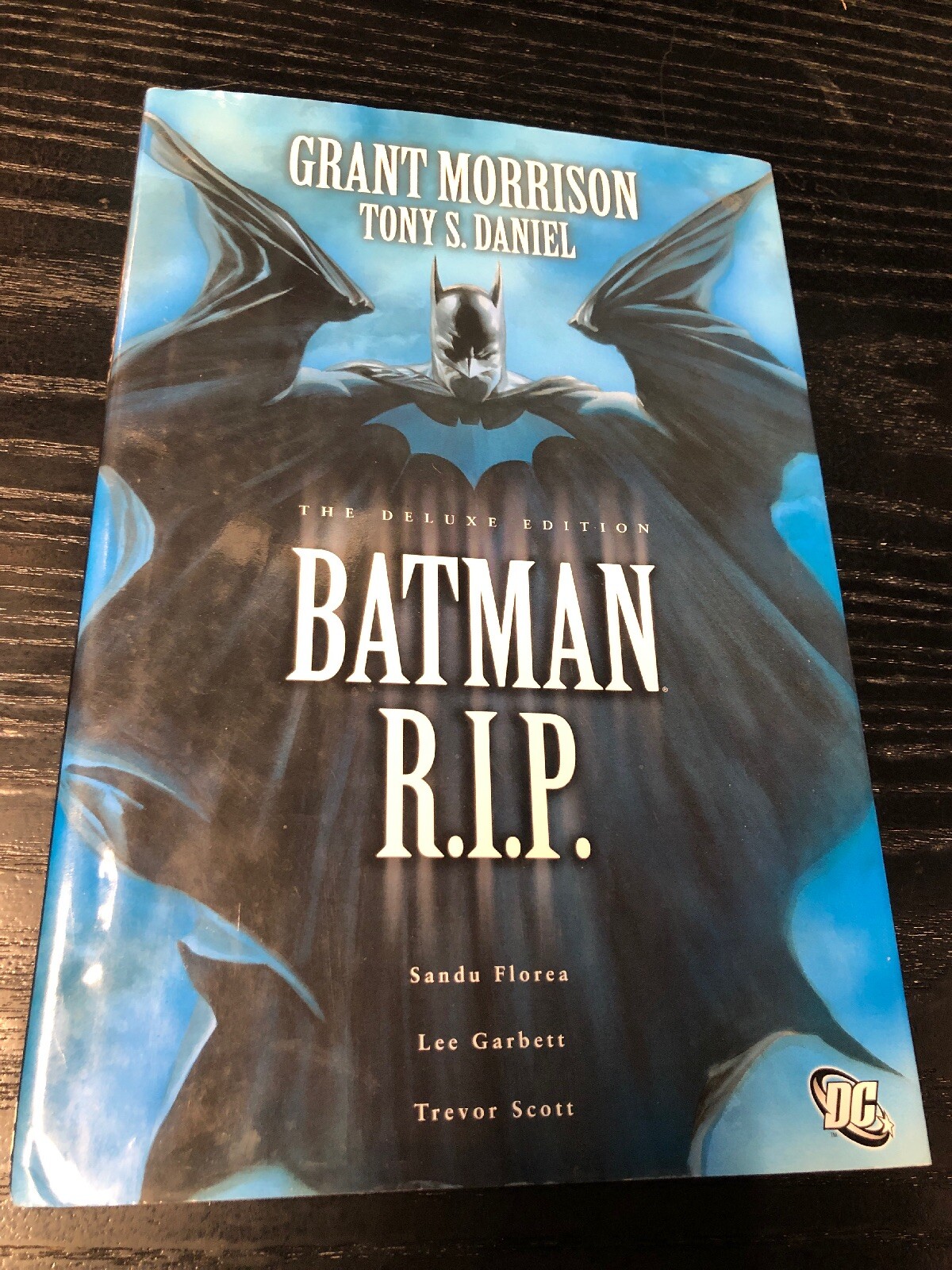 Batman : R. I. P. by Grant Morrison (2009, Hardcover)