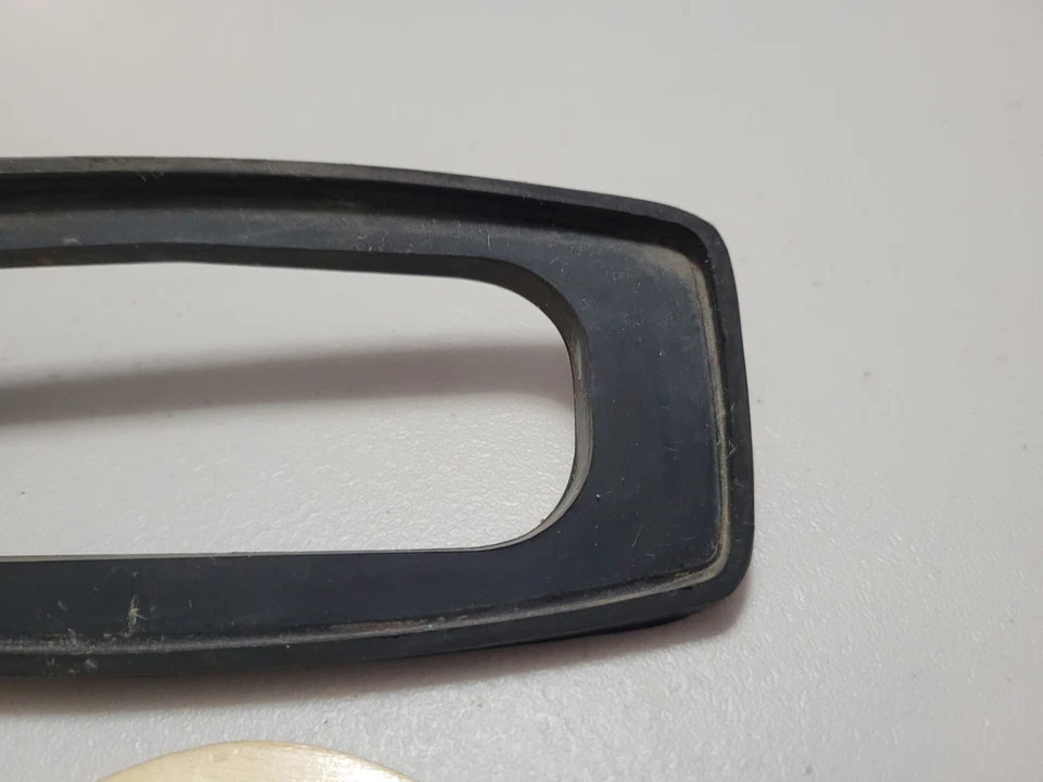 78-91 Chevrolet GMC K5 Blazer Jimmy Puerta Trasera Interruptor Ventana Eléctrica Llave Cerradura Junta Foto 2 de 4