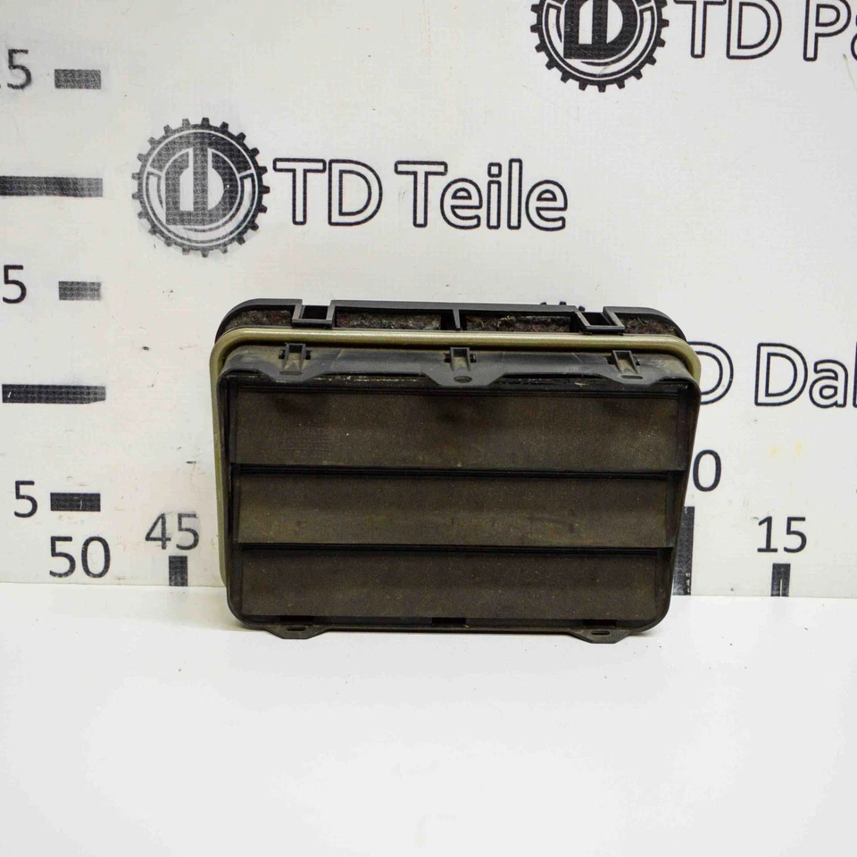 Rejilla de ventilación de carrocería BMW 5 Touring F11 9122453 2.0 diésel 135kw 11652894 - Imagen 3 de 4