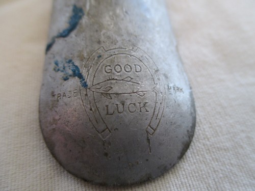 Vintage Good Luck Fishing Fish Scaler Scraper Scale Remover Tool Round - Picture 5 of 10