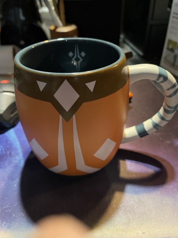 Disney Star Wars Ahsoka Tano Fulcrum Symbol & Togruta Markings Mug 22oz Open Box