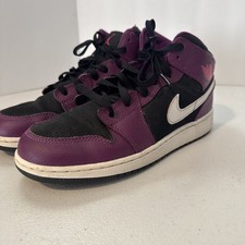 Nike Girls Shoes Air Jordan One Mid Size 5Y Purple Model 555112-028