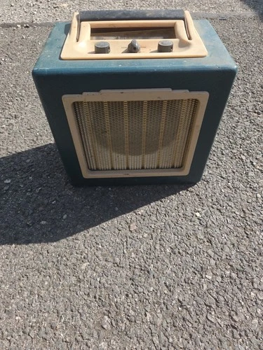 Vintage Ever Ready Portable Valve Radio, possibly Model K