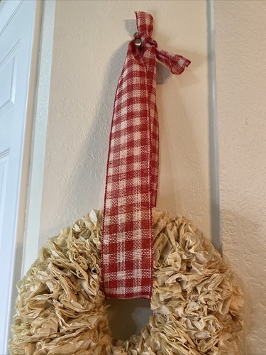 Corona de papel marrón artesanal 14" colgante rojo y blanco cinta a cuadros rústica - Imagen 6 de 6
