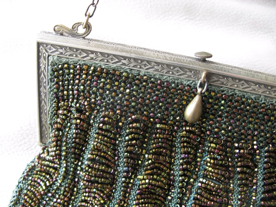 Cartera Antigua Art Deco Marco Dorado Tejido Verde Cobre Marrón Forrada con Cuentas Foto 4 de 4