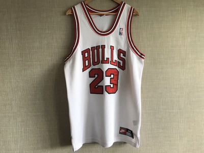 jordan bulls jersey nike