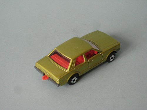 Matchbox Superfast 55 Ford Cortina MKIV Metallic Green Toy Model Car 70mm UB - Imagen 2 de 3