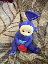 1998 RAGDOLL APPLAUSE Teletubbies Tinky Winky Figure with purse VERY RARE