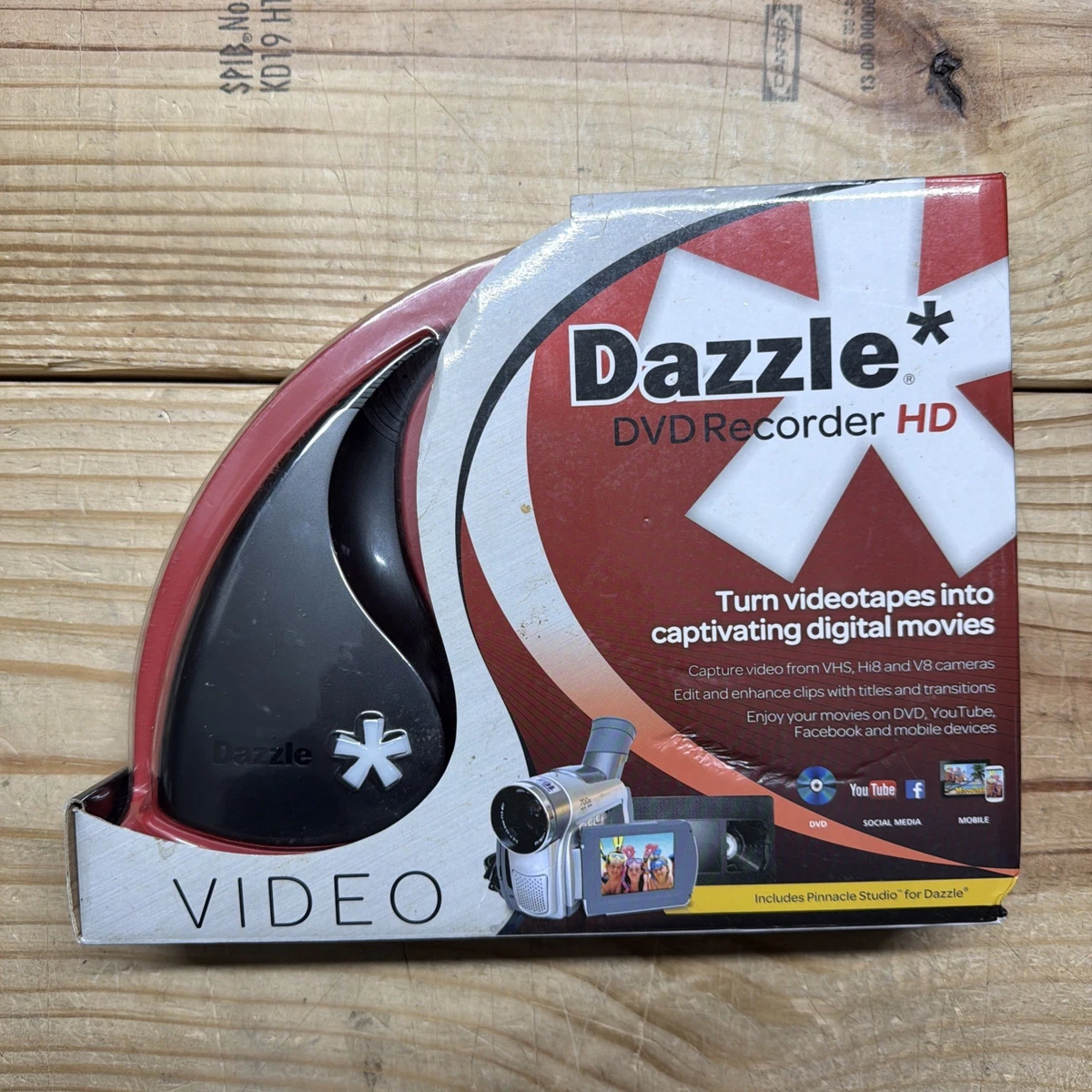 Pinnacle Systems Dazzle Fusion (Fusion) - Lecteur Multimédia Intégré 6-en-1 - Occasion