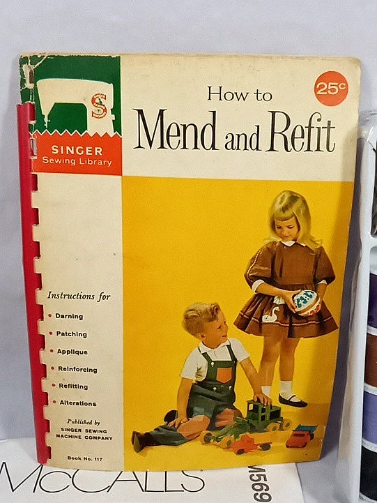 Sewing/Craft Lot, Vtg Patterns & Singer Sewing Book, Embroidery Hoops, & more - Image 3 of 4