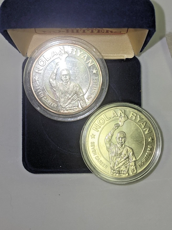 NOLAN RYAN 7th NO-HITTER 1993 2-Coin Set: 1 SILVER PROOF W/VELVET BOX w/ 1 MATTE - Image 2 of 4