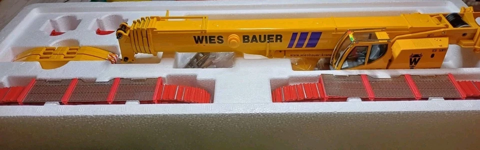 CONRAD Crawler Crane 1:50 Liebherr LTR 1220. Wiesbauer  - Immagine 2 di 4