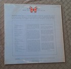 Picture 2 of 8