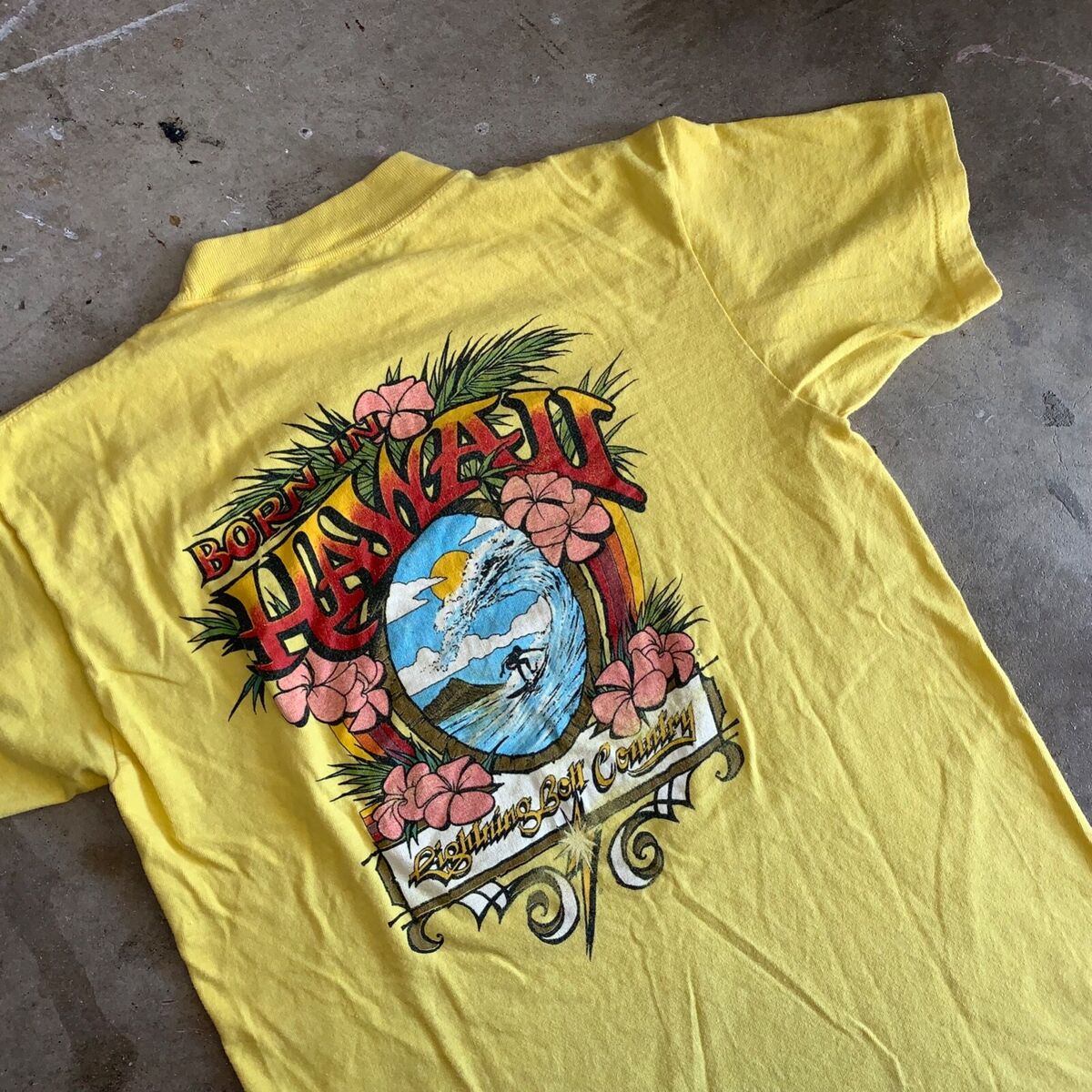 70s - 80s VINTAGE LIGHTNING BOLT HAWAII SURF BRAND T-SHIRT 70s - 80s VINTAGE LIGHTNING BOLT HAWAII SURF BRAND T-SHIRT