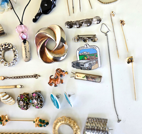 60+ Piece Vintage Junk Lot Damaged Costume Jewelry Parts Repairs Harvest Destash - Picture 7 of 24