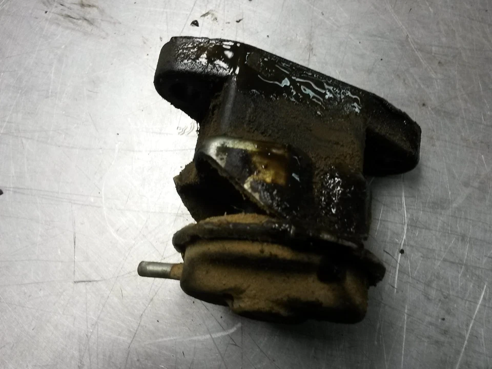 Válvula EGR para 92-95 Dodge Caravan 3.3 Foto 3 de 4