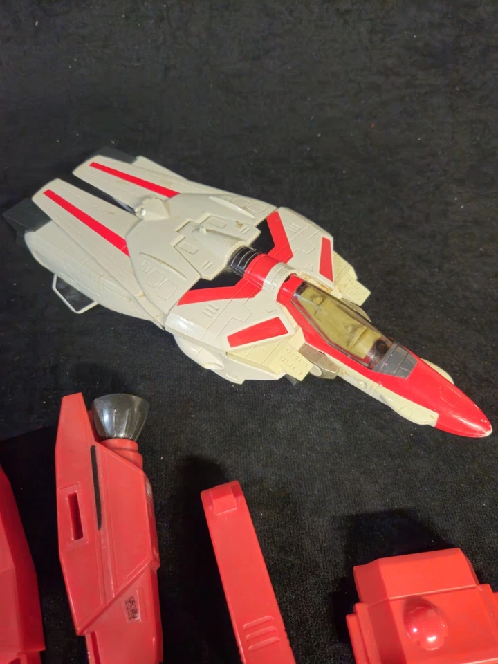 Transformers G1 1985 Jetfire enorme lote de accesorios de piezas de armadura (ver foto desprendimiento de brazo) Foto 2 de 4