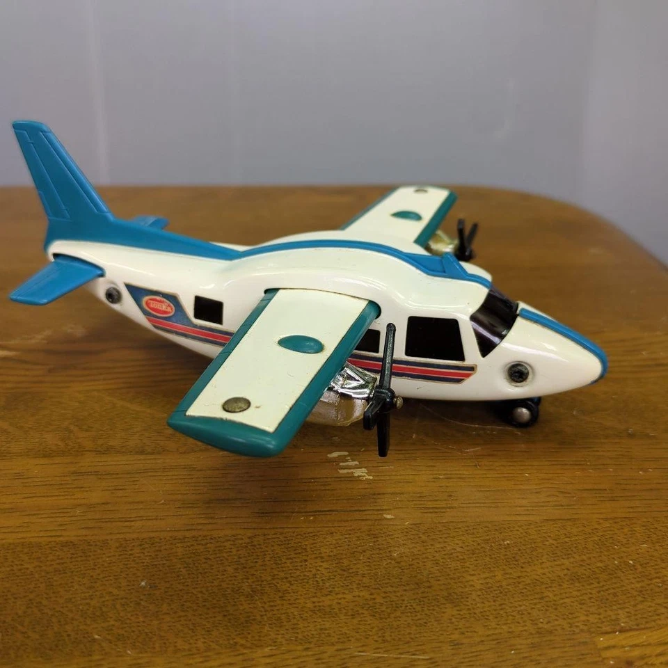 Modello di aereo Tonka in metallo con elica bianca e blu, usato, vintage MM1 - Immagine 2 di 4