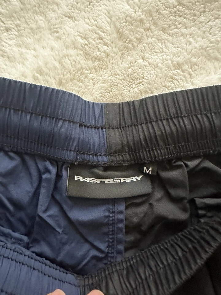 Gv Gallery Split Track Pants Size Medium - Image 3 of 3