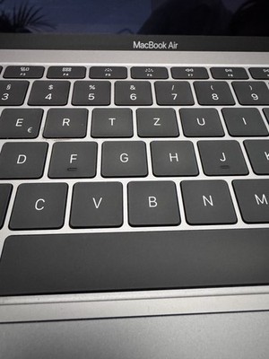 Apple MacBook Air 13,3'' 2019, I5 8. Gen, 8GB RAM, 128GB SSD, Space Grau