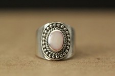 925 Sterling Silver Oval Pink Mother of Pearl Size 7 Ring 8.2 Grams RIN9595 