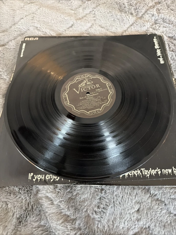 Nilsson; Son of Schmilsson 12” Vinyl Record USA Gatefold w/lyric poster - Image 4 of 4