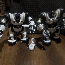 2 Full Size 14" WowWee Robosapien X Toy Robot w/ 1 w/ Remote  IR Dongle