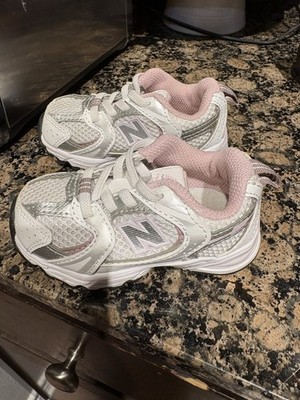 New Balance Girls' Athletic Sneakers White Pink Silver Mesh Lace Up Size 5
