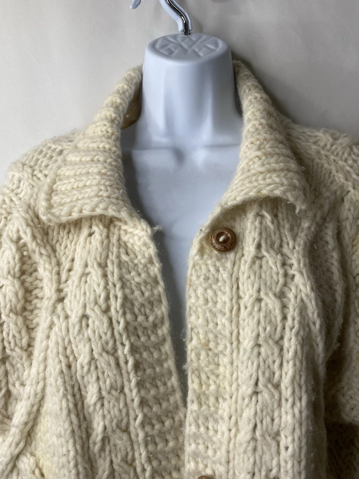 Suéter vintage Artesanias Causay robusto malha de cabo pescador irlandês granola sistema operacional - Imagem 3 de 4