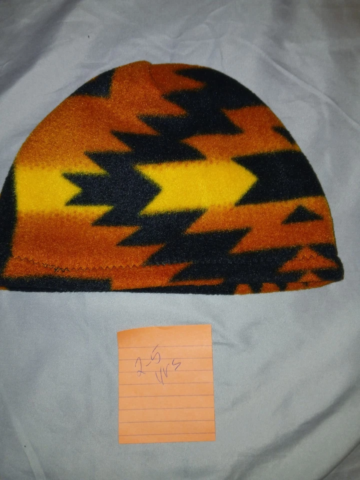 Gorro polar polar hecho a mano para niños talla 2-5 años. Foto 2 de 2