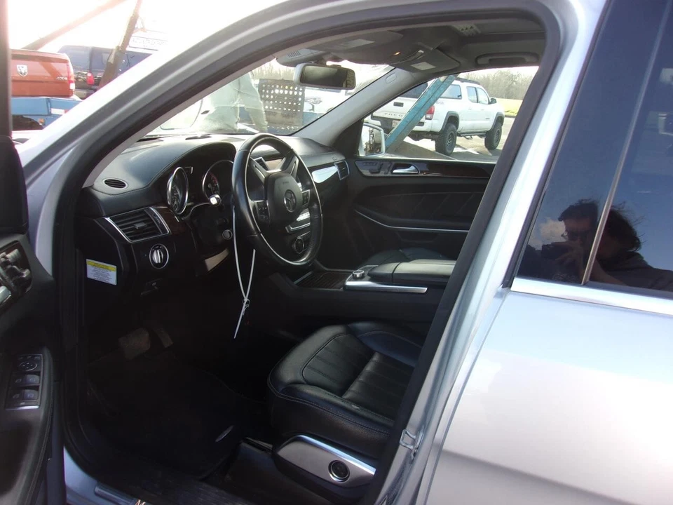 Used Fuel Pump Control Module fits: 2013 Mercedes-benz Mercedes gl-class 166 Typ - Imagem 4 de 4