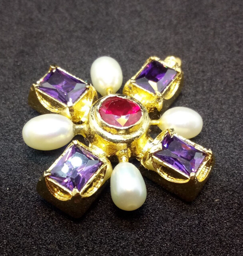 Medieval Brooch Replica, 15th Century Jewelry Replica, Renaissance Dress Pendant - Picture 6 of 8