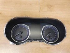 Compteur Infiniti Q50