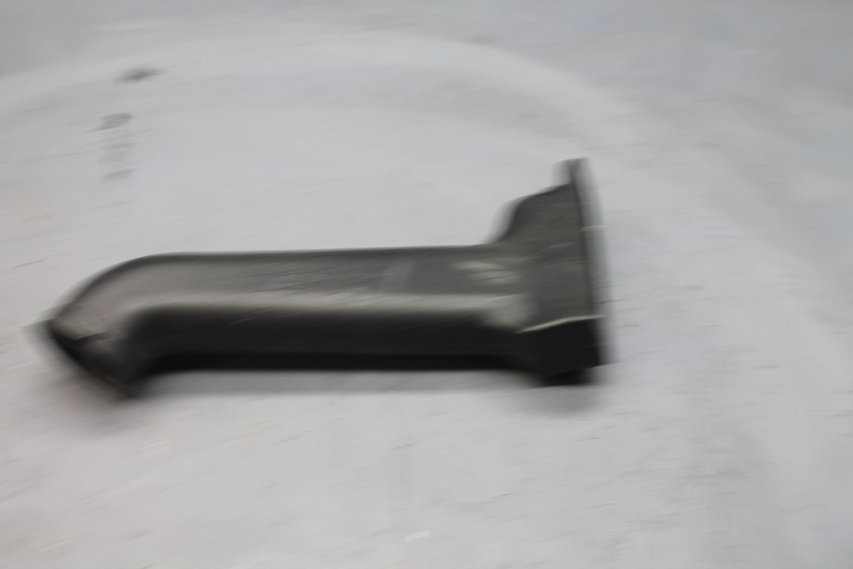 1983 YAMAHA XVZ 1200 VENTURE RIGHT AIR INTAKE DUCT 26H-2838R
