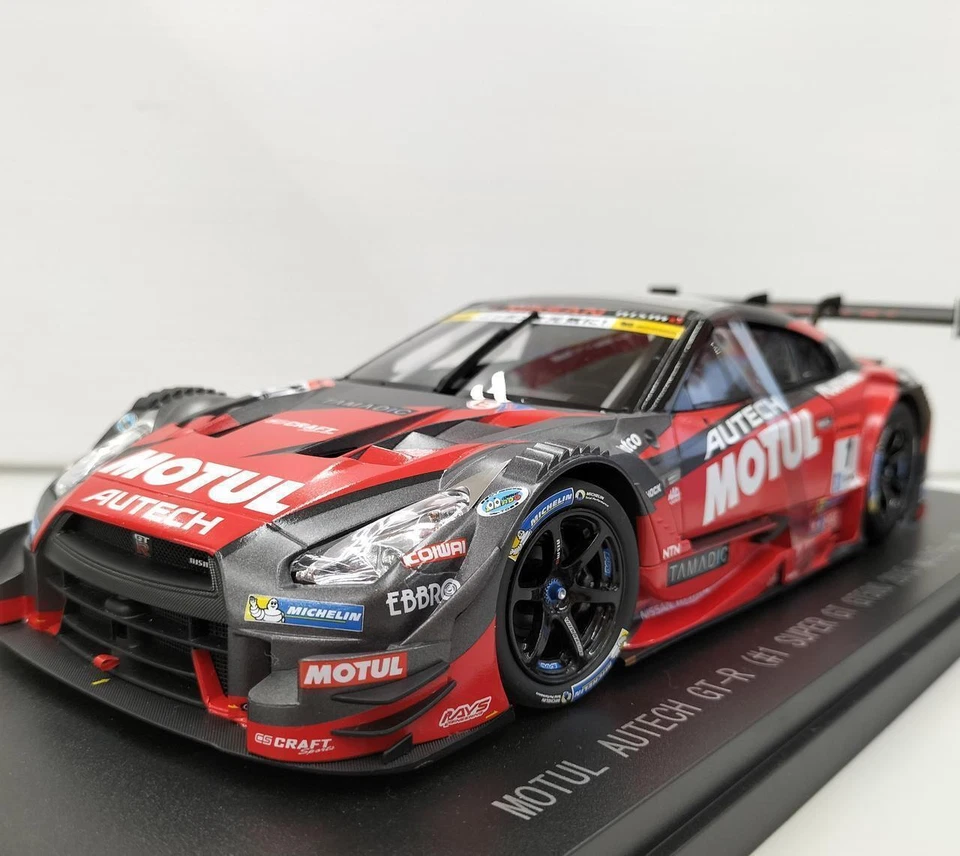 EBBRO 1/18 Nissan Motul Autech GT-R #1 Super GT500 2015 Rd.2 Fuji Winner carro JPN - Imagem 4 de 4