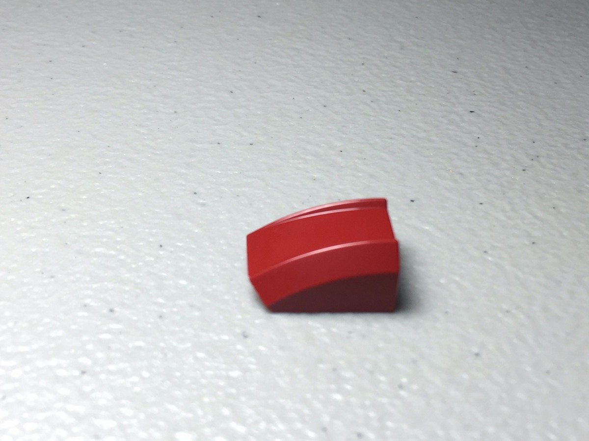 Lego Slope Curved 2 x 2 Lip, No Studs (Lot of 6) 30602 - Dark Red